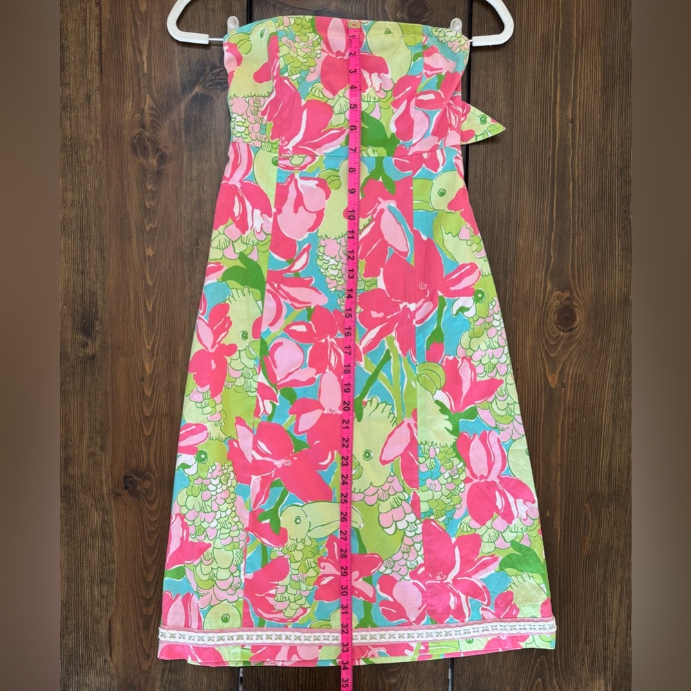 Vintage Lilly Pulitzer Cotton Dress in a Pink Green Floral/Parrot Pattern Size 0 - Picture 11 of 11